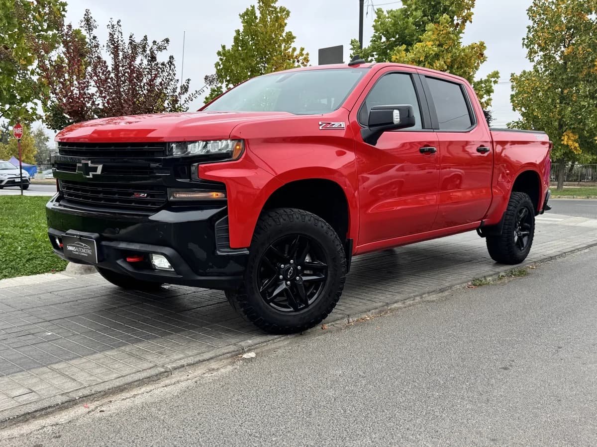 2021 CHEVROLET SILVERADO LT 4WD 5.3 AT - Imagen 1