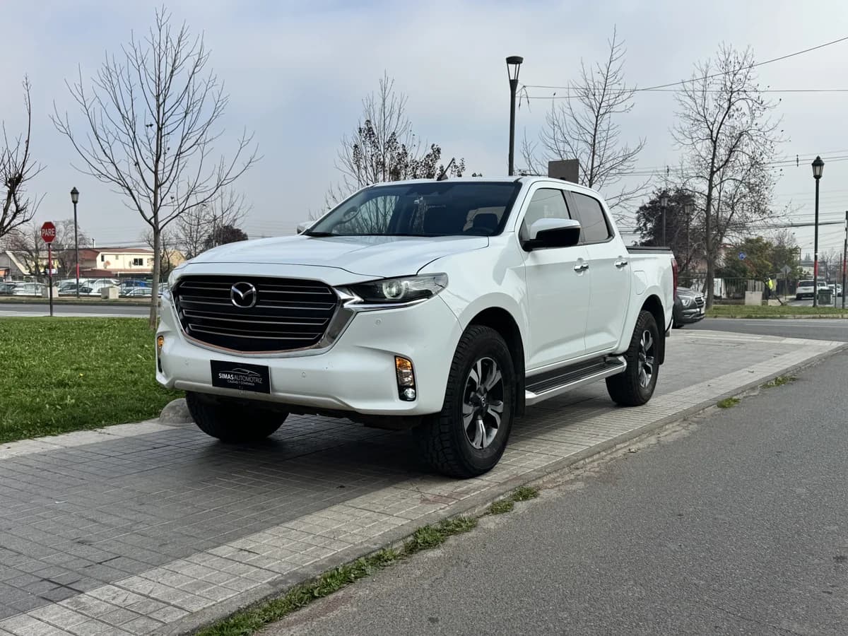 2023 MAZDA BT 50 HIGH 4X4 3.0 AUT - Imagen 1