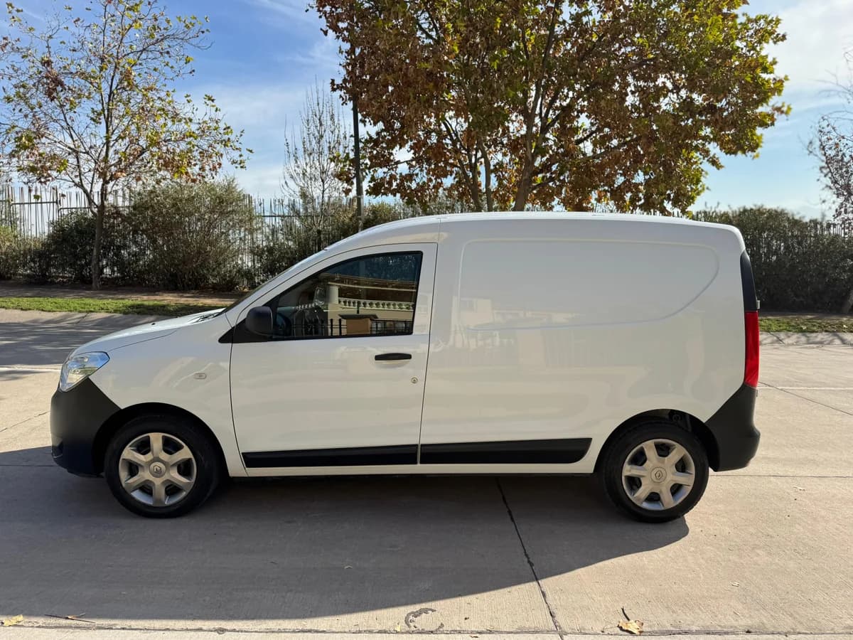 2022 RENAULT DOKKER III 1.5 - Imagen 5