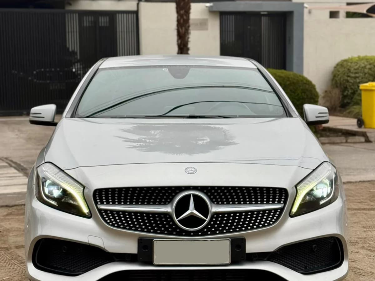 MERCEDES BENZ A 200 2018 - Imagen 2