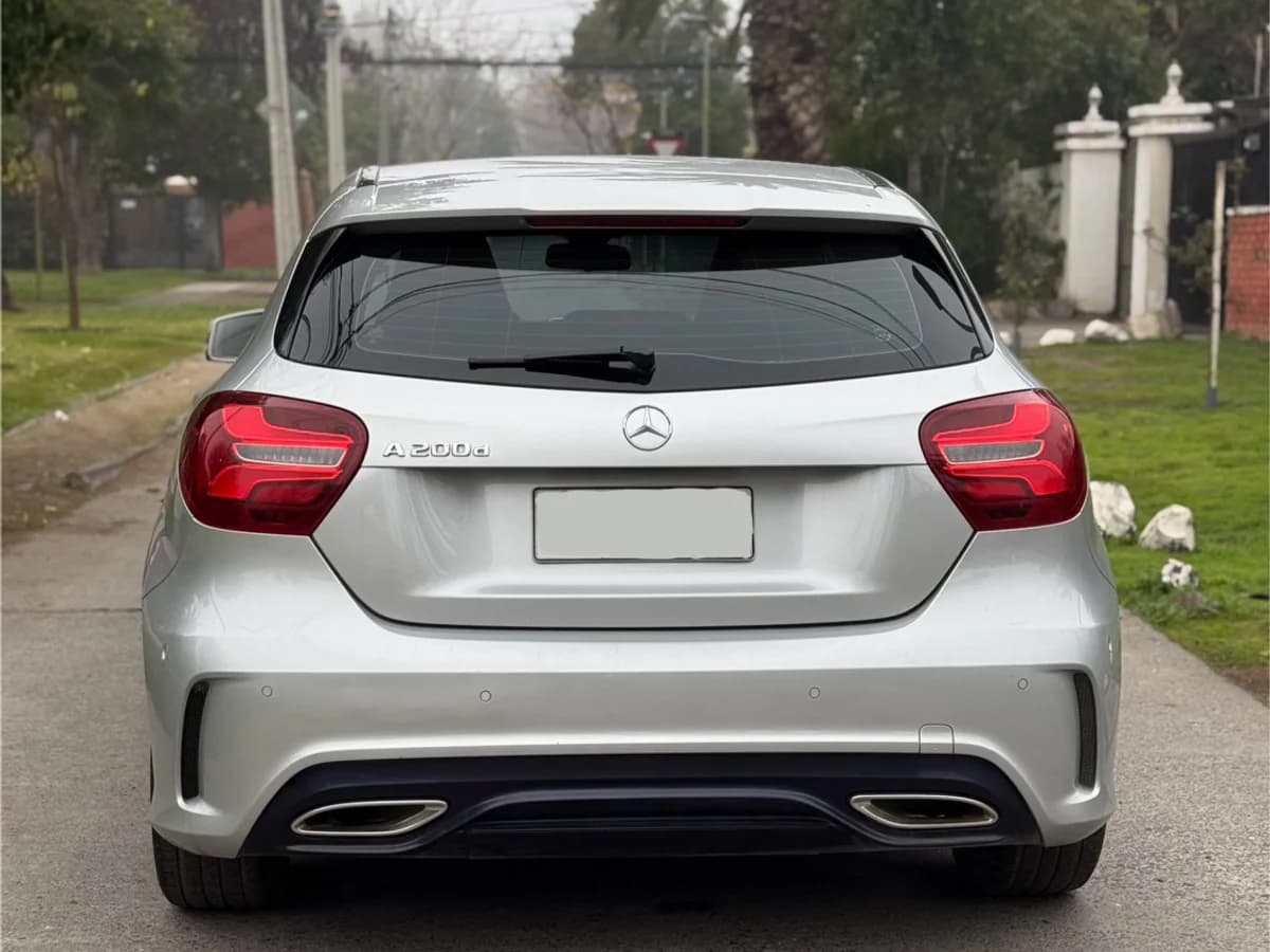 MERCEDES BENZ A 200 2018 - Imagen 5