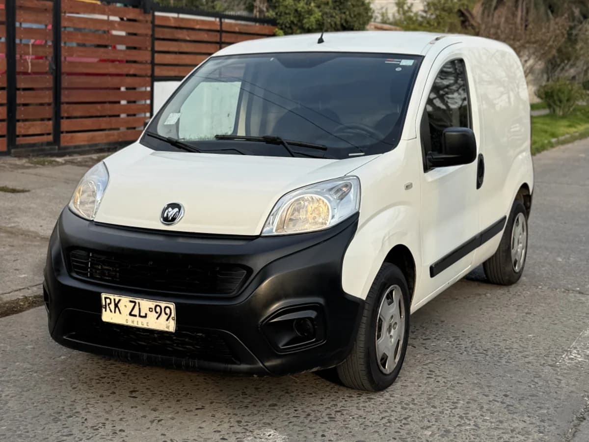 RAM Van 700 2022 - Imagen 2