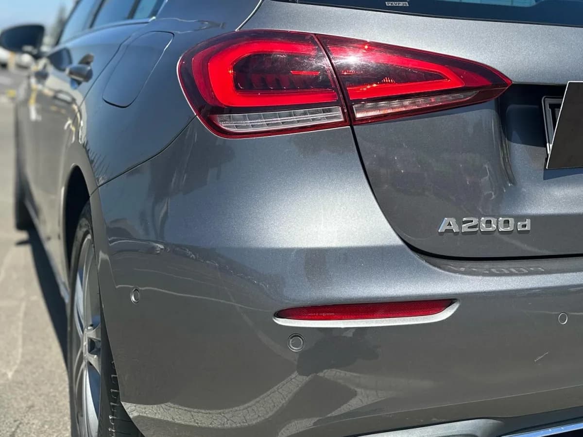 2020 MERCEDES BENZ A200 D AUT - Imagen 4