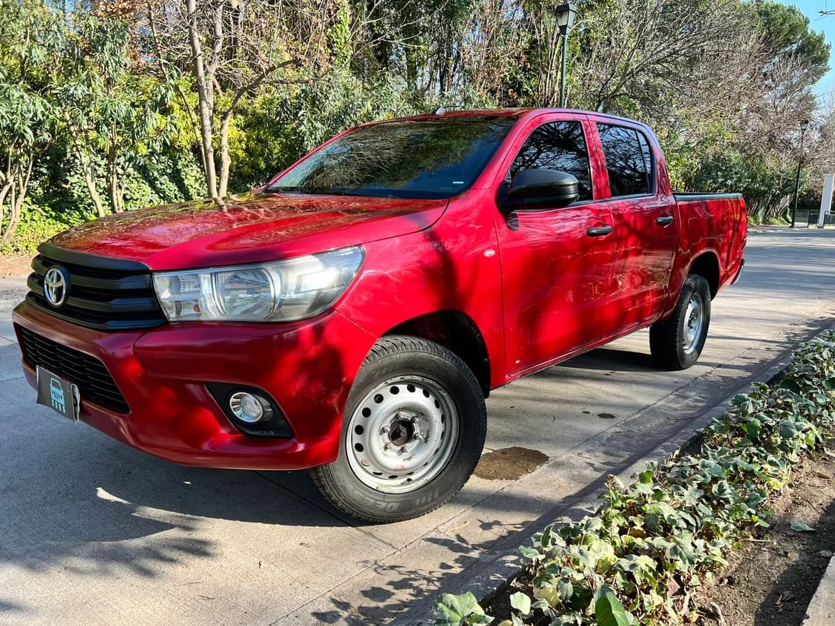 2022 TOYOTA HILUX D CAB SR 4X2 2.4L DIESEL MT6 - Imagen 2