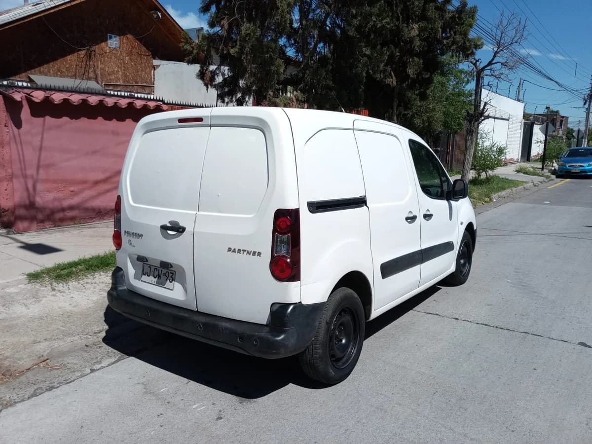 2019 PEUGEOT PARTNER VU HDI 1.6 - Imagen 4