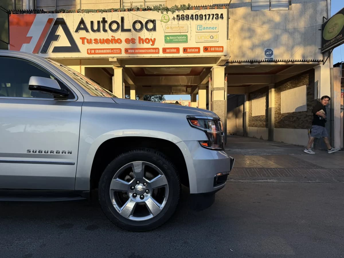 2018 CHEVROLET SUBURBAN LT 4WD 5.3 - Imagen 3