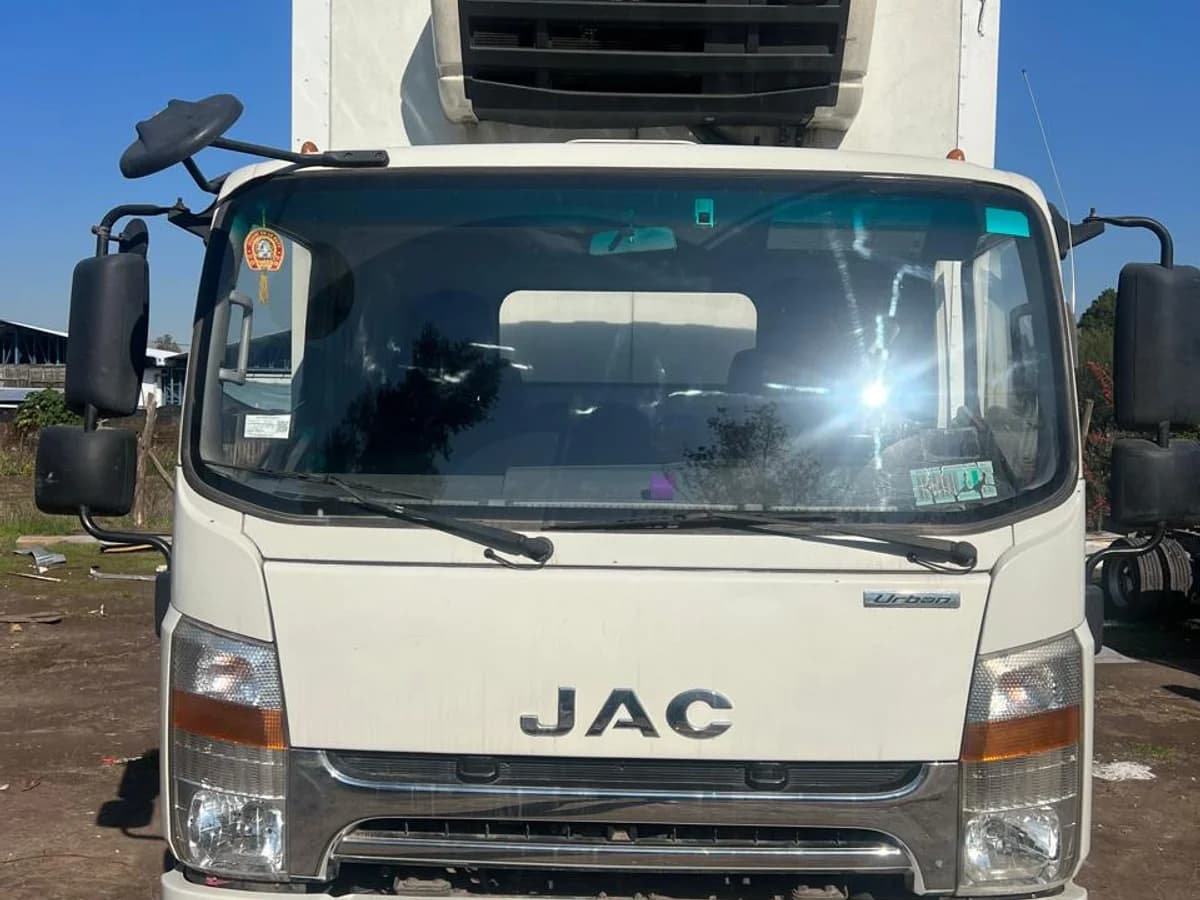 2018 JAC URBAN HFC 1061 - Imagen 2