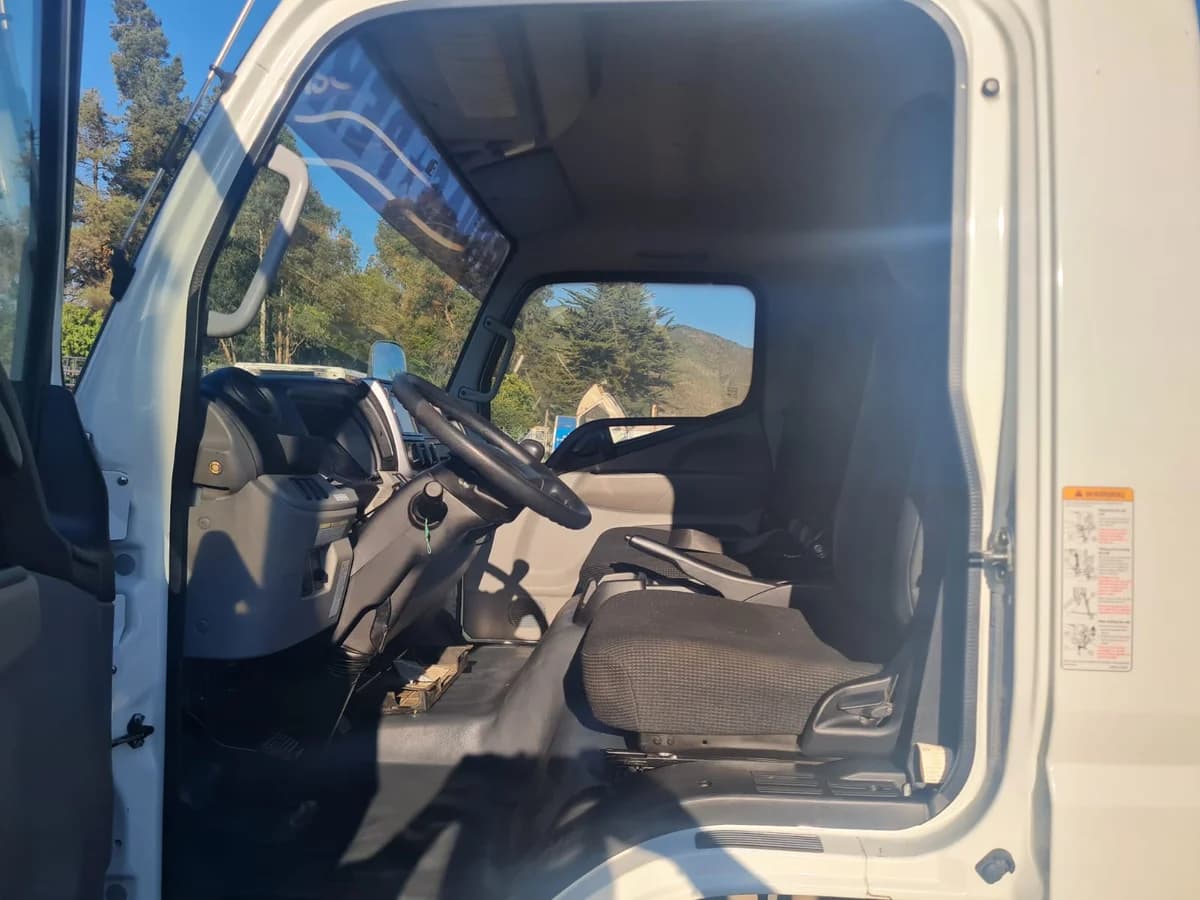 2022 MITSUBISHI FUSO CANTER 715 - Imagen 3