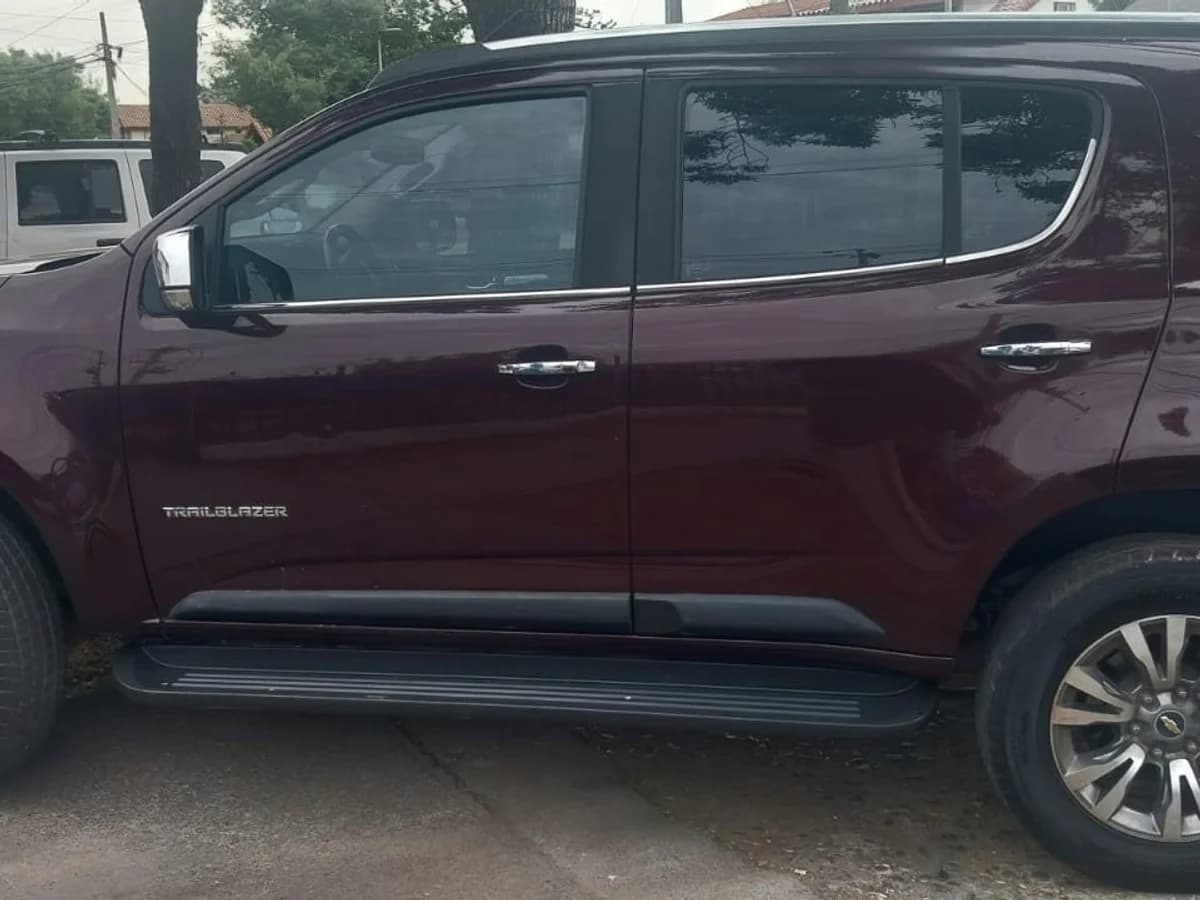 2018 CHEVROLET TRAILBLAZER 4X4 2.8 AUT - Imagen 2