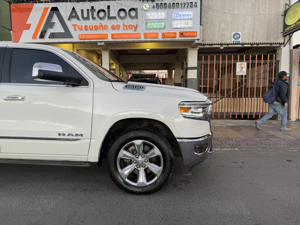 2019 RAM NEW 1500 DCAB LTD 4X4 5.7 AUT - Imagen 3