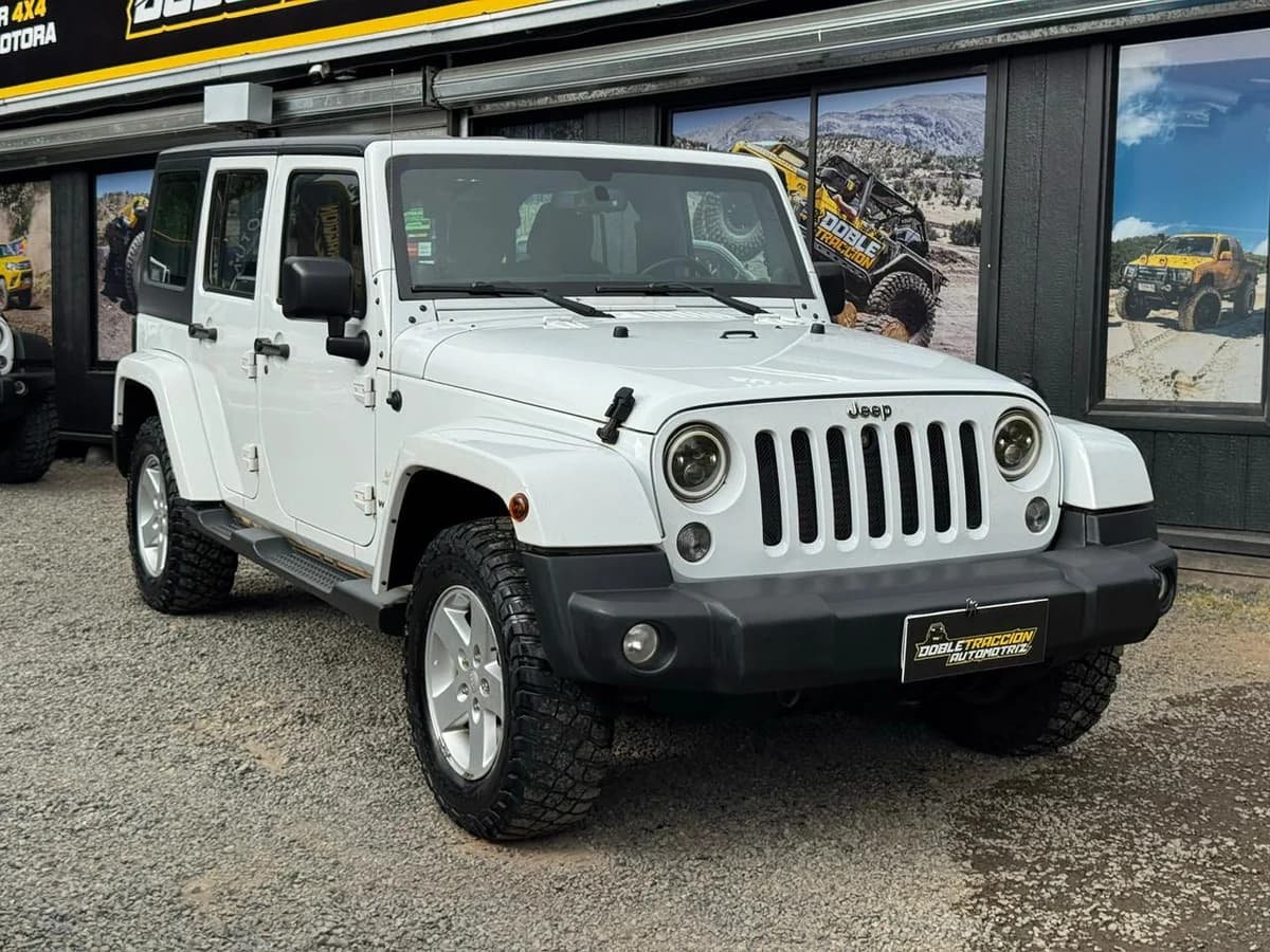JEEP WRANGLER SAHARA 2015 - Imagen 1