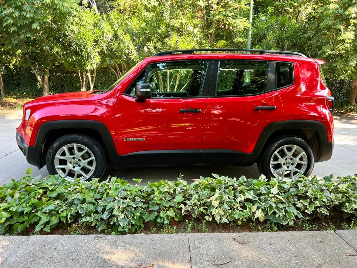2021 JEEP RENEGADE SPORT LX 1.7 AUT - Imagen 4