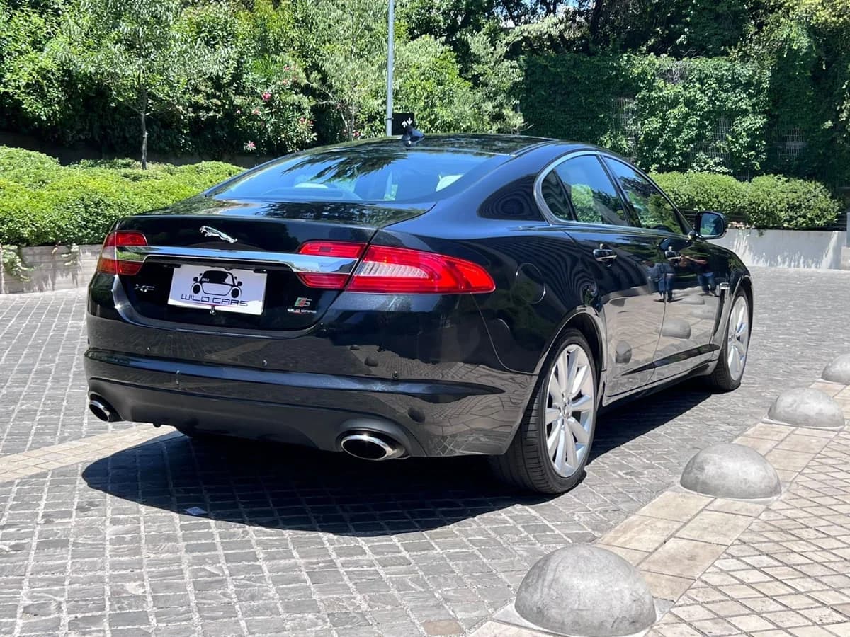 2013 JAGUAR XF 30 - Imagen 4