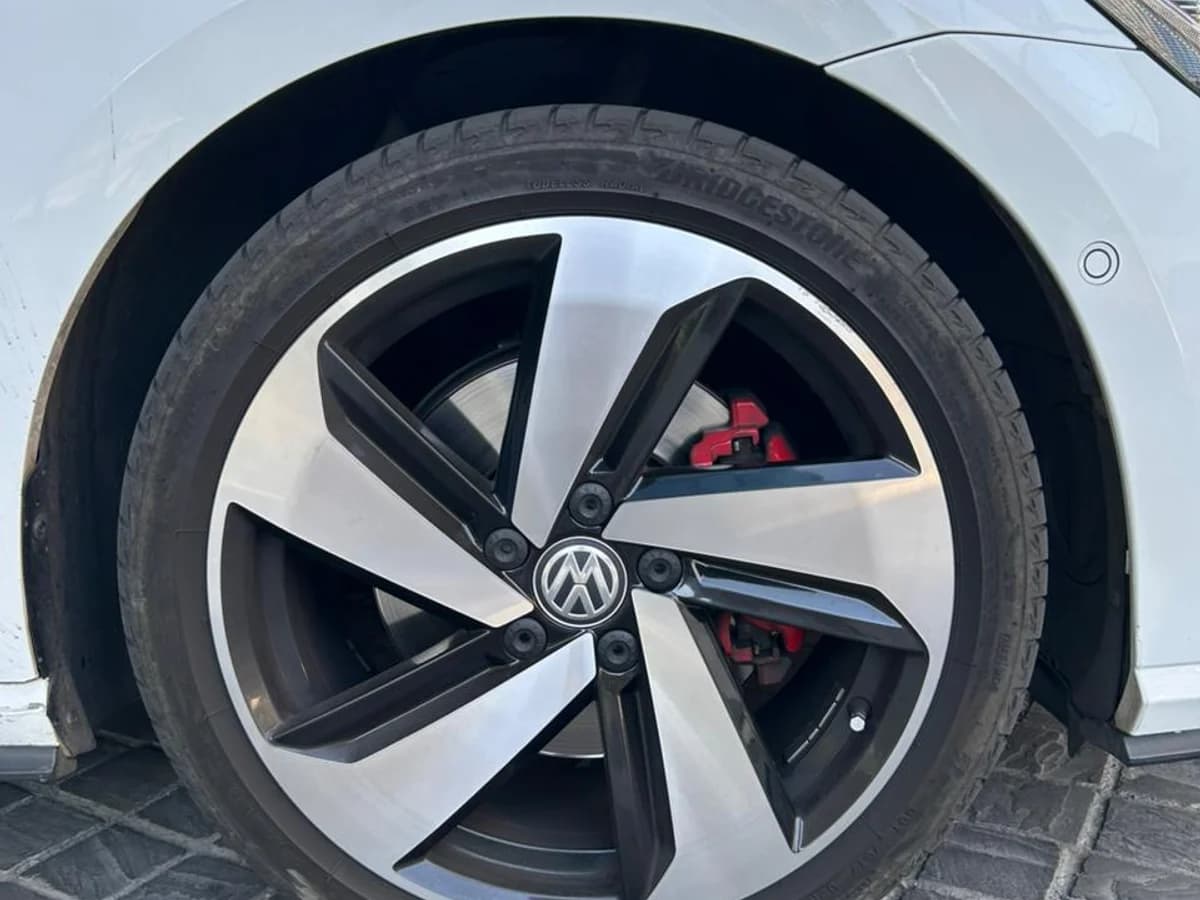 2021 VOLKSWAGEN GOLF GTI HB 2.0 AUT - Imagen 4