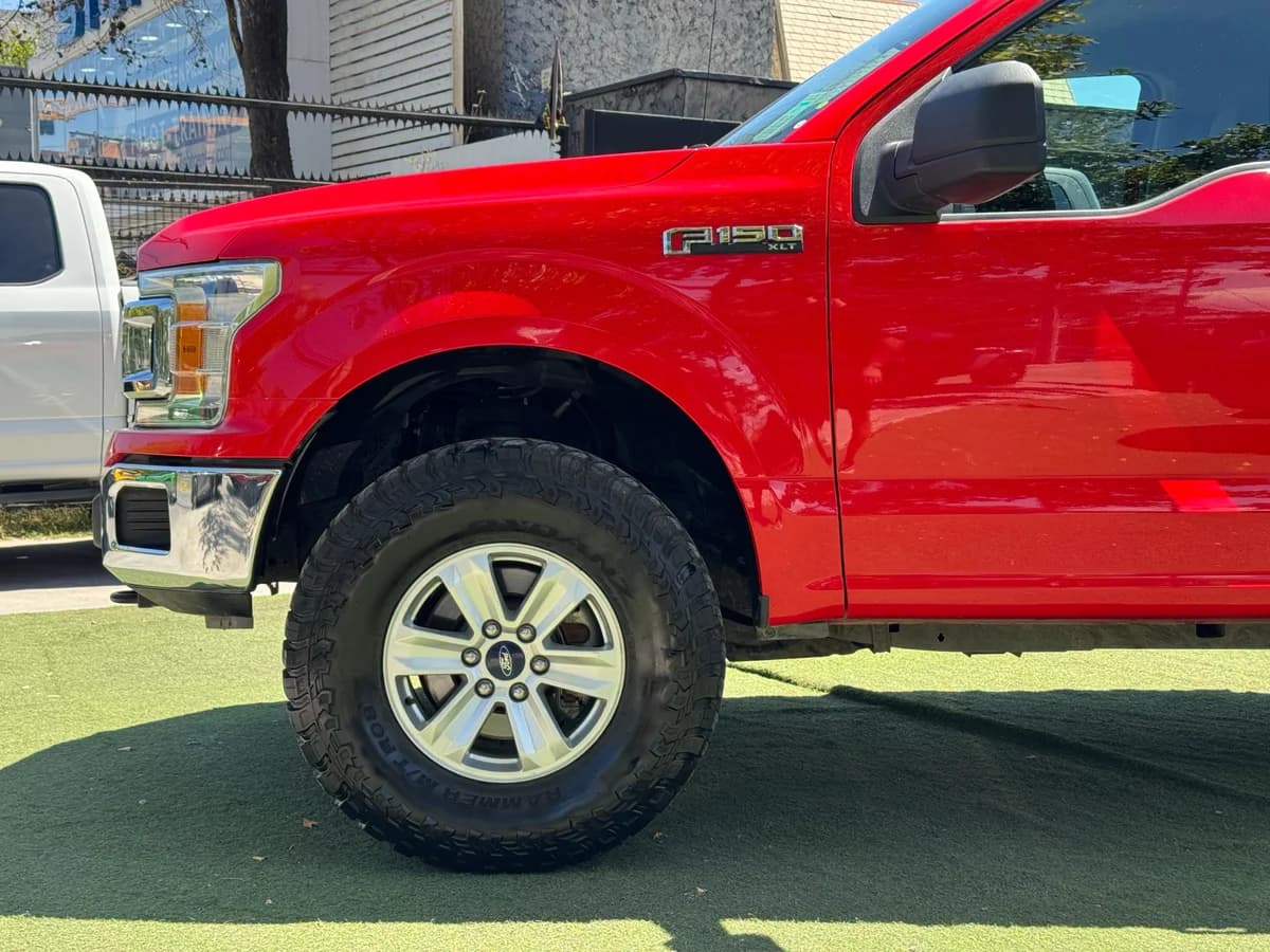 FORD F-150 XLT 2019 - Imagen 4
