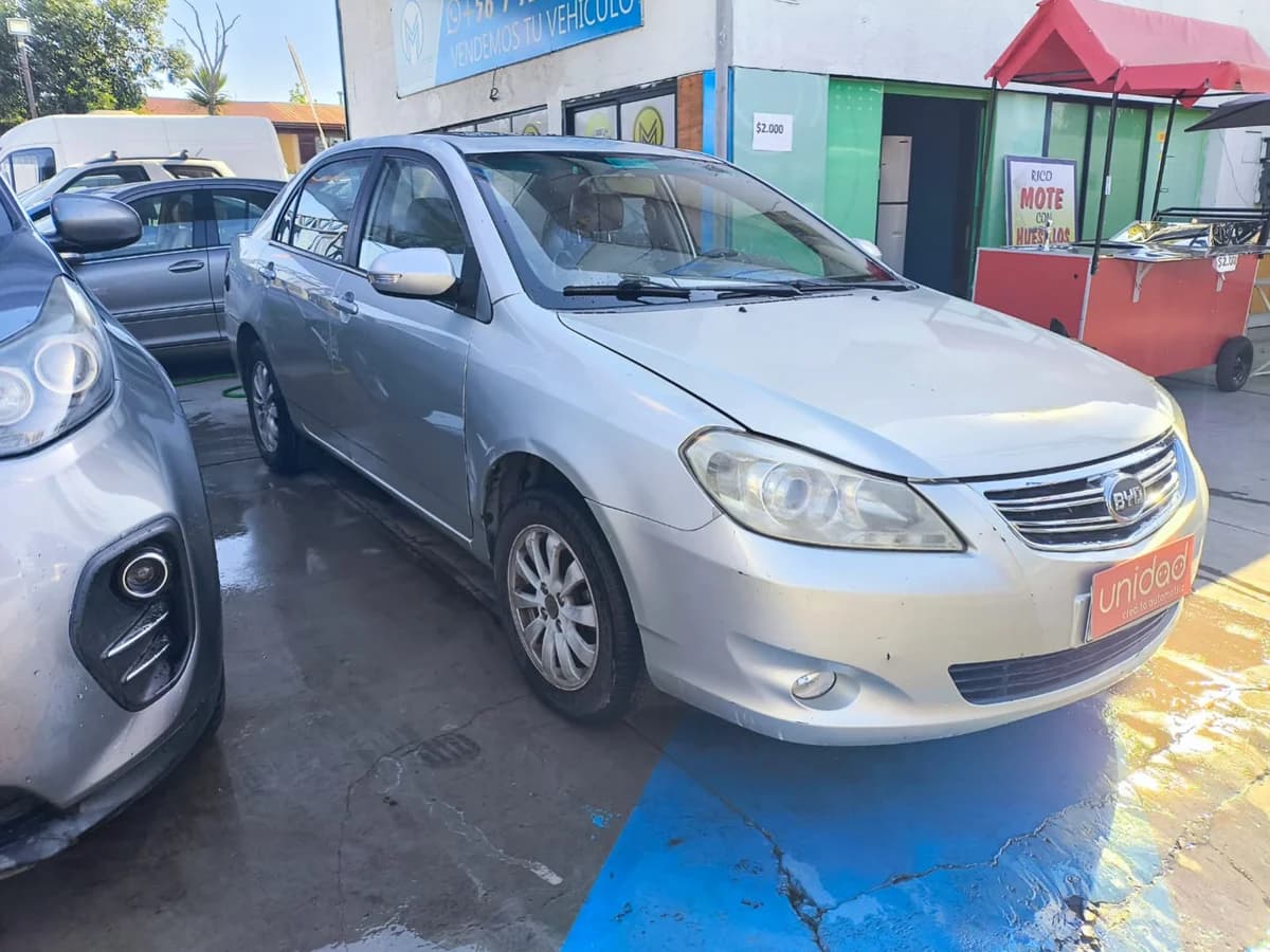 2013 BYD G3 GLX I 1.5 - Imagen 3