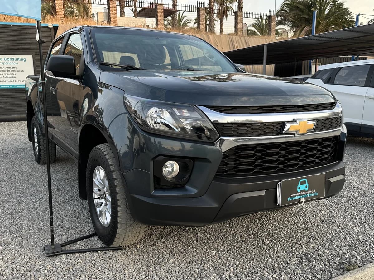 2022 CHEVROLET COLORADO 2.8TD AUT LT 4WD UNICO DUEÑO - Imagen 1
