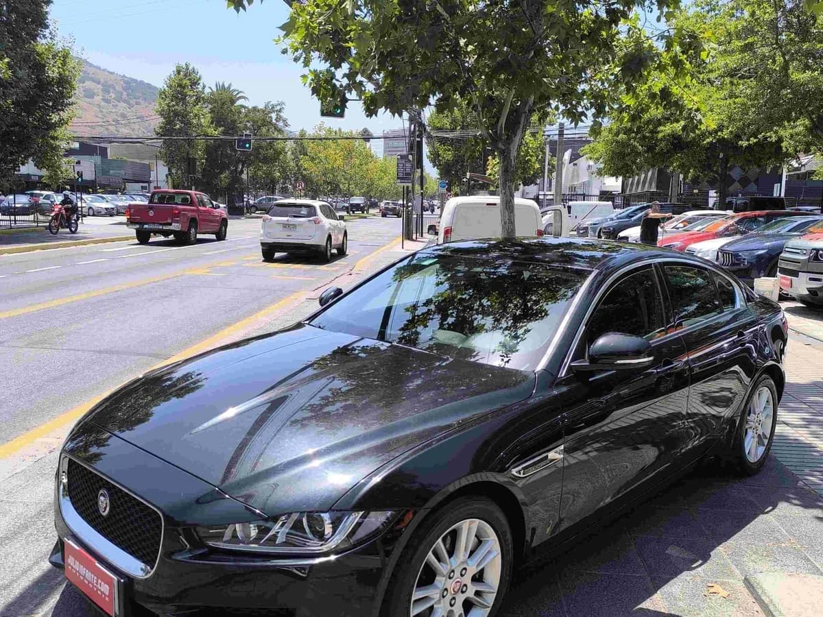 JAGUAR XE 2019 250597 - Imagen 1