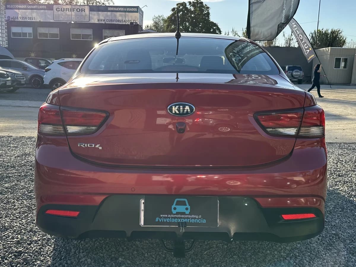 2021 KIA RIO 4 EX FULL UNICO DUEÑO - Imagen 5