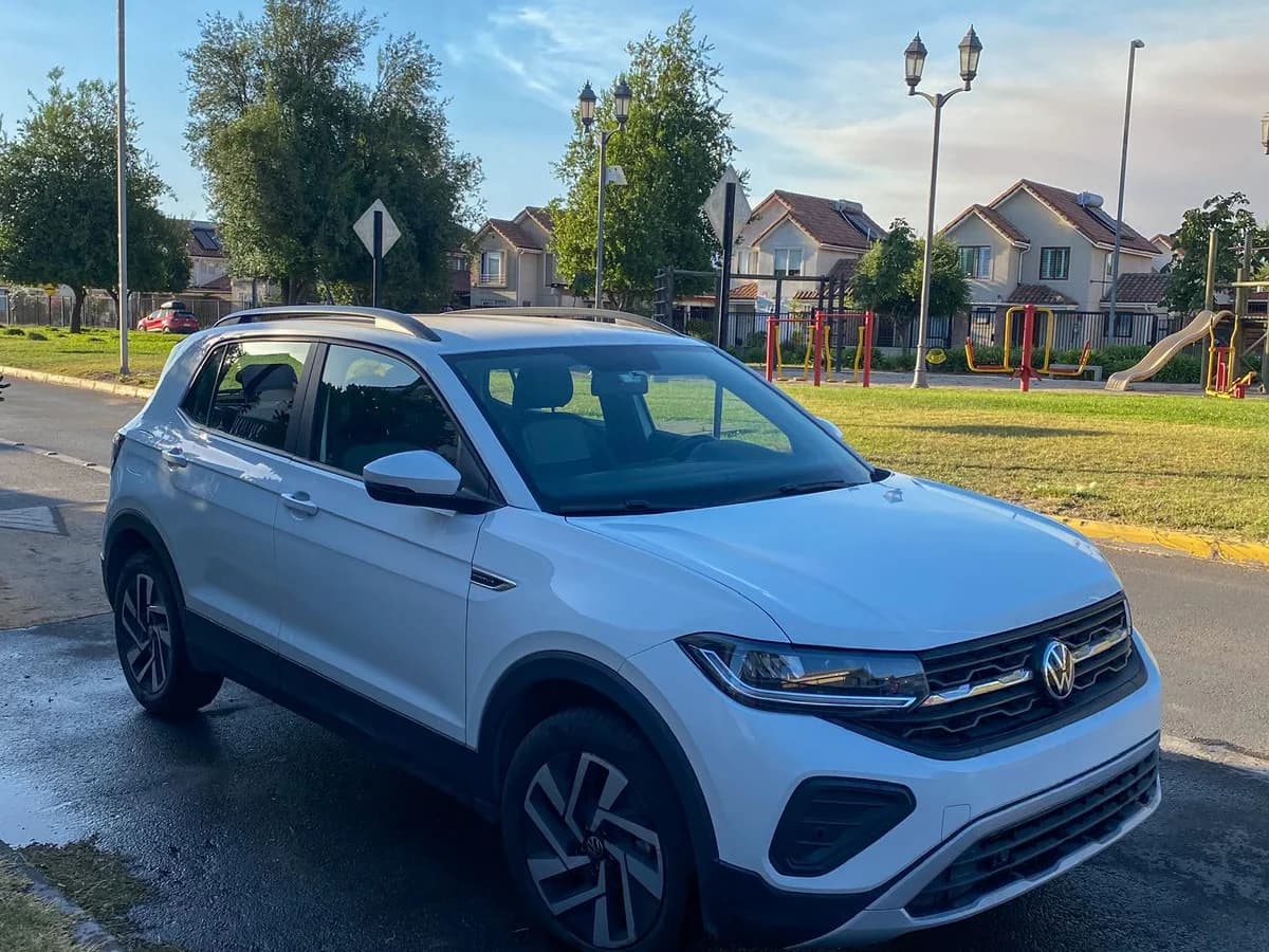2025 VOLKSWAGEN T-CROSS 1.0L TSI COMFORTLINE MT 4X2 - Imagen 1