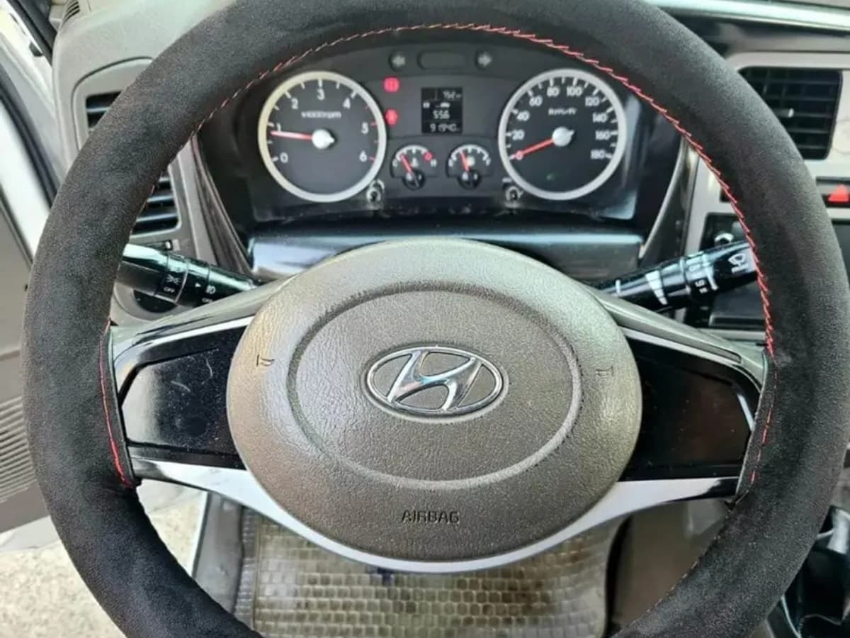 2021 HYUNDAI PORTER - Imagen 2