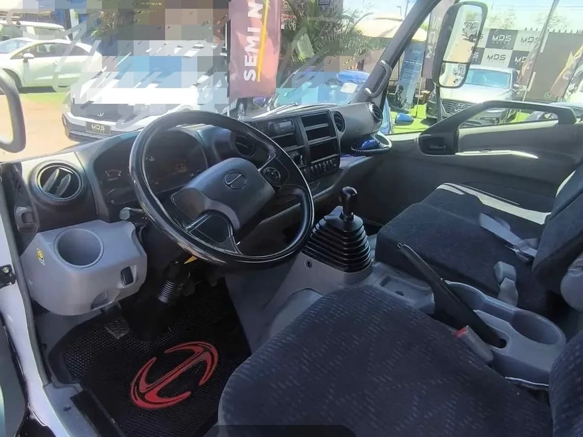 2022 HINO 300 - Imagen 3