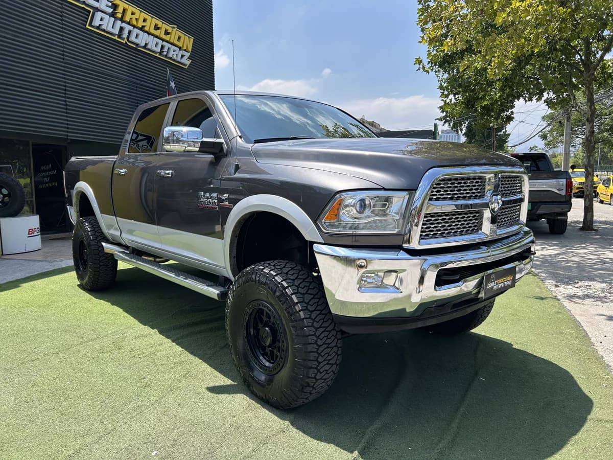 DODGE RAM2500 LARAMIE 2015 - Imagen 1