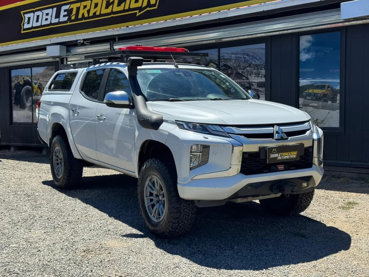 MITSUBISHI L200 DAKAR HP 2020 - Imagen 1