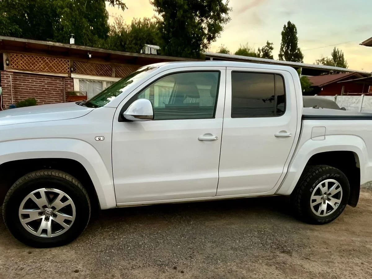 2020 VOLKSWAGEN AMAROK COMFORTLINE 4X4 2.0 AUT - Imagen 4