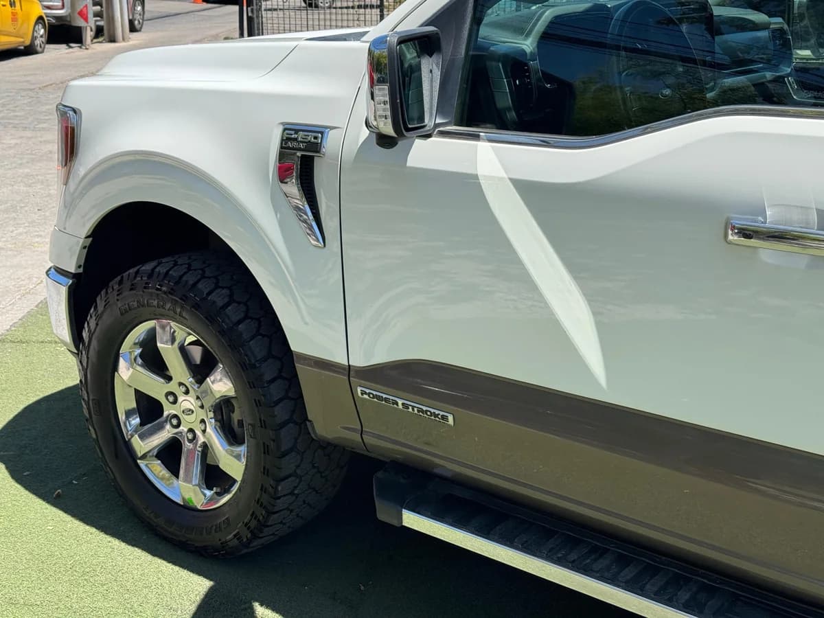 FORD F-150 LARIAT LUXURY 2022 - Imagen 5