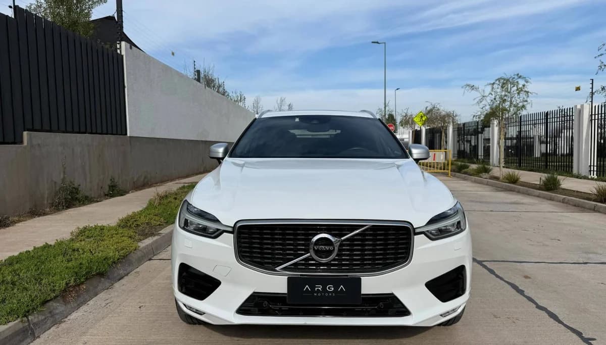 VOLVO XC60 2.0 T6 R-Design AWD MY19 AT 2019 - Imagen 3