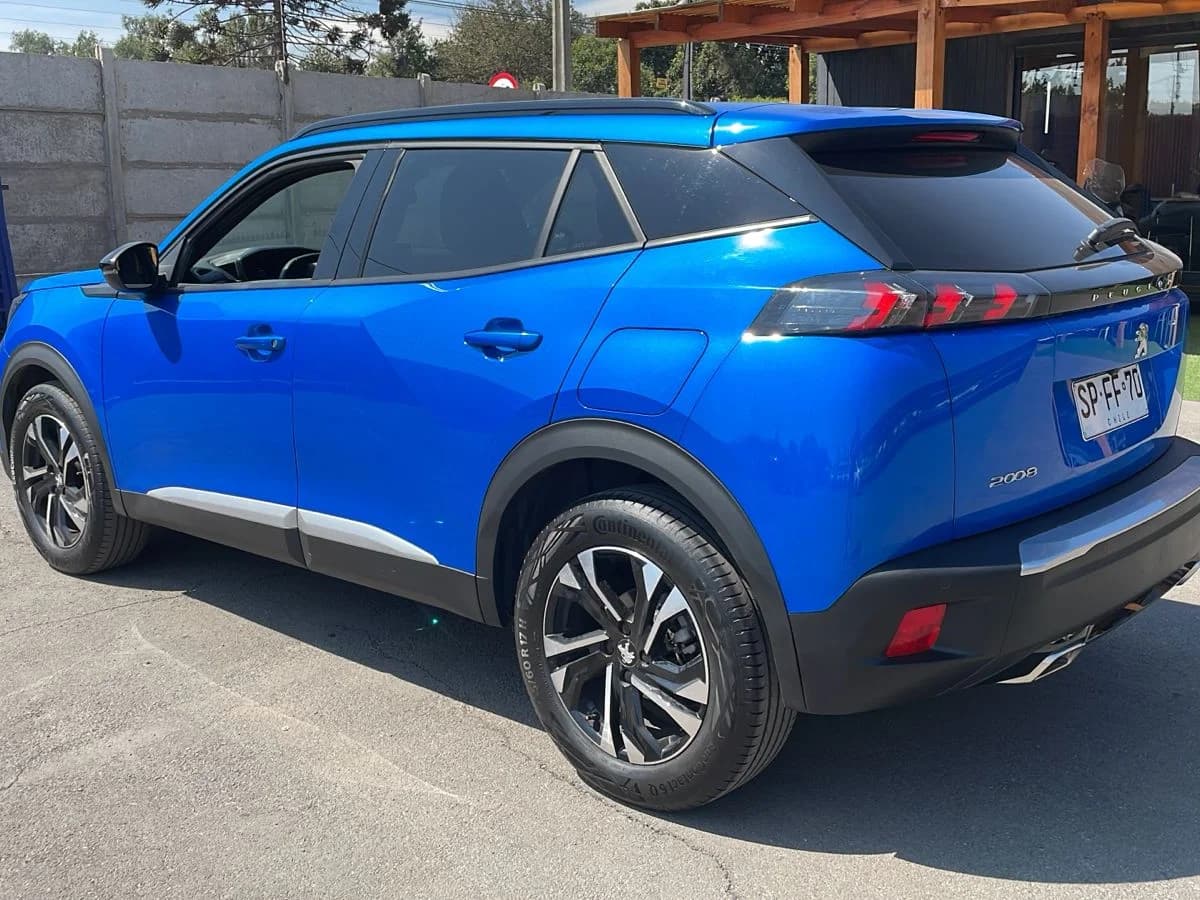 2023 PEUGEOT 2008 PURETECH 130 EAT8 1.2 AUT - Imagen 1