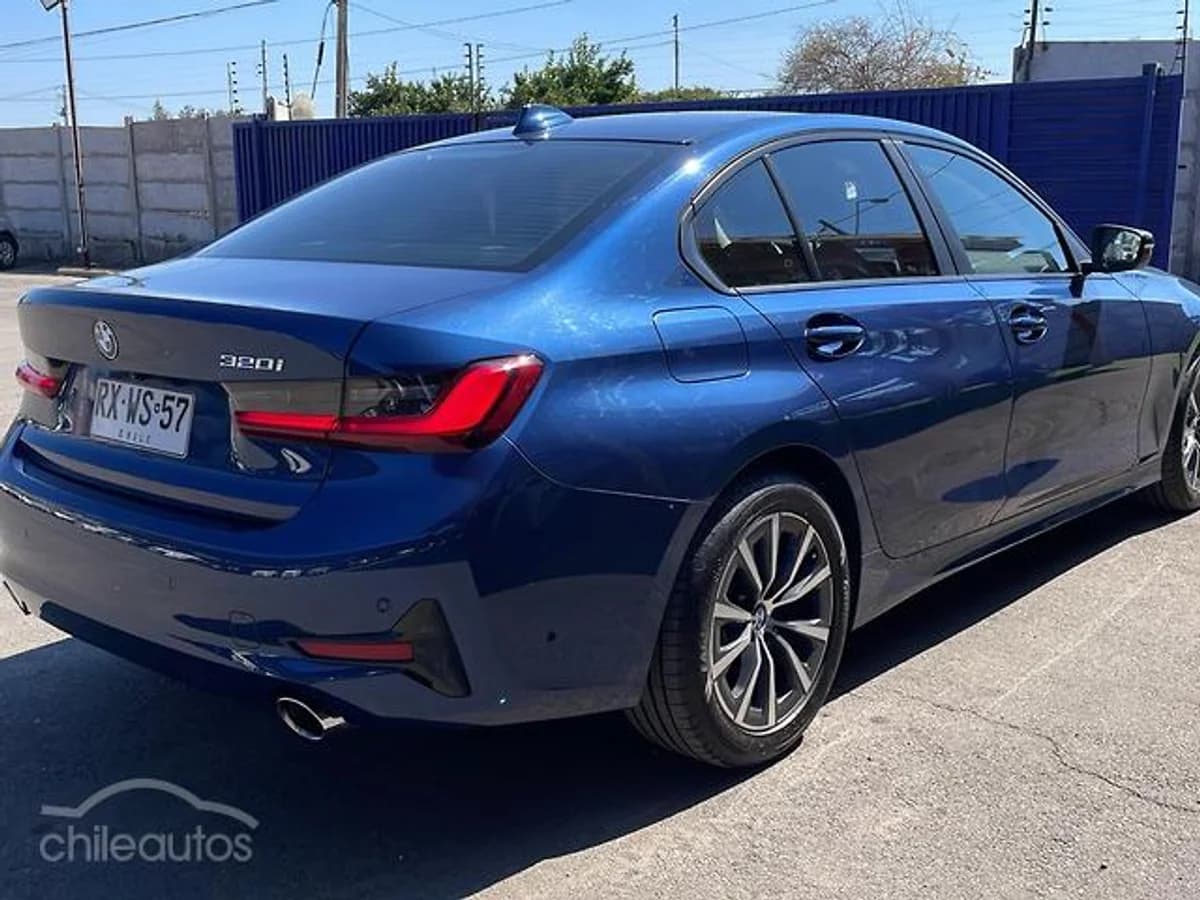 2022 BMW 320I 2.0 AT - Imagen 5