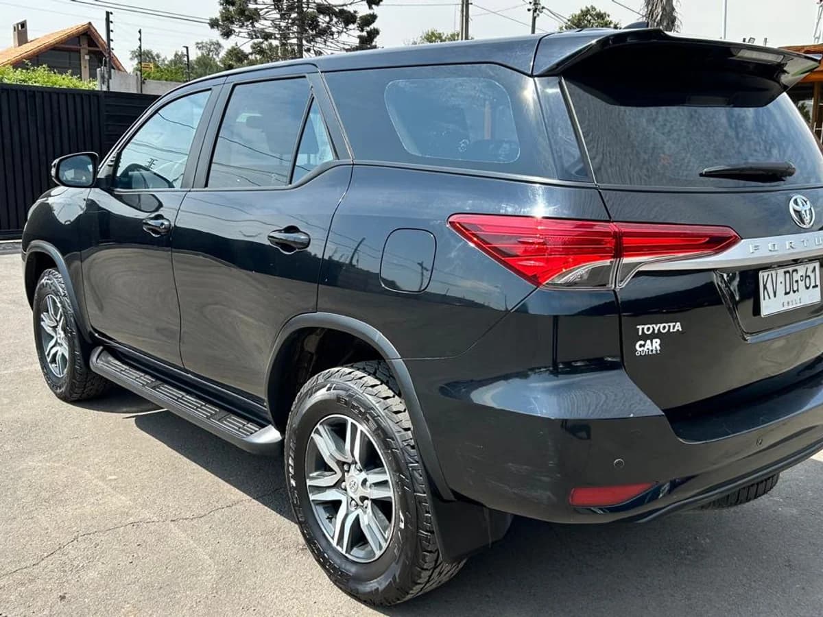 2019 TOYOTA FORTUNER SRV 2.7 AUT - Imagen 3