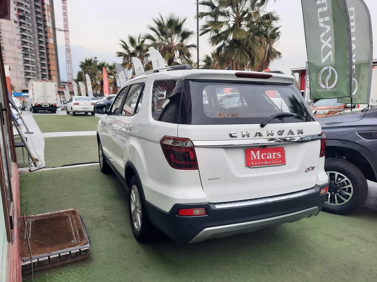 2018 CHANGAN CX70 - Imagen 3