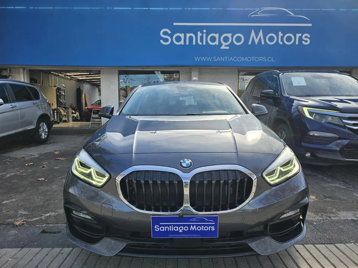 2021 BMW 118 - Imagen 2