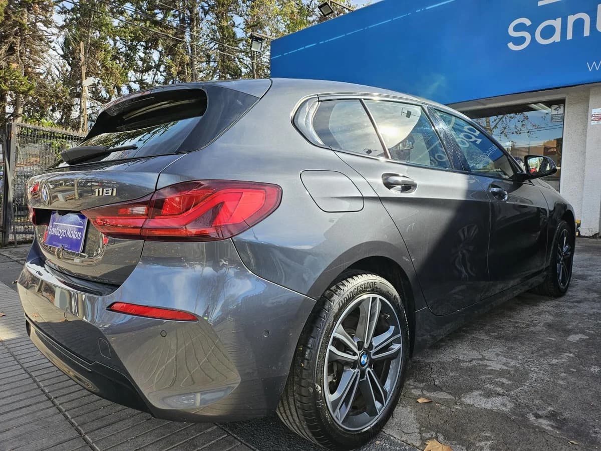2021 BMW 118 - Imagen 4