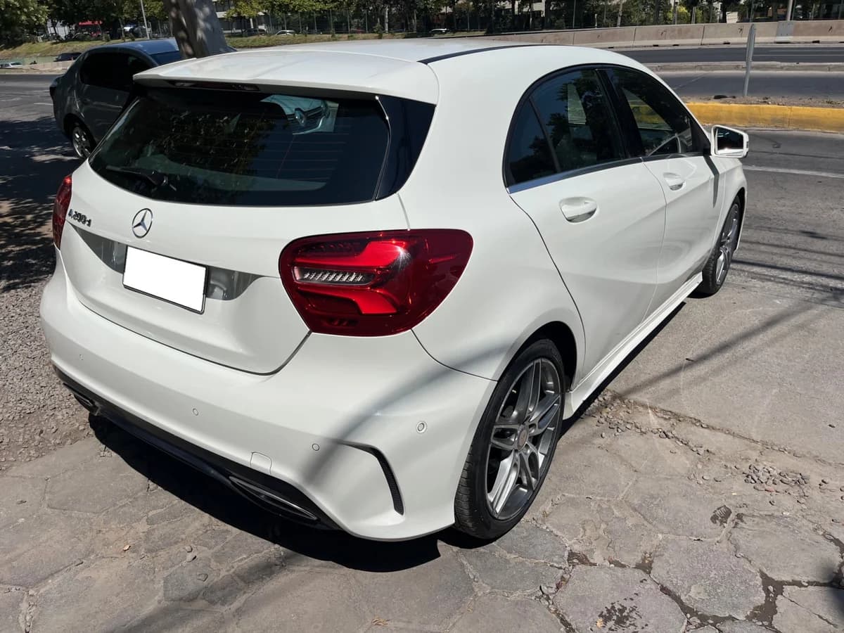 2017 MERCEDES BENZ A200 D - Imagen 5
