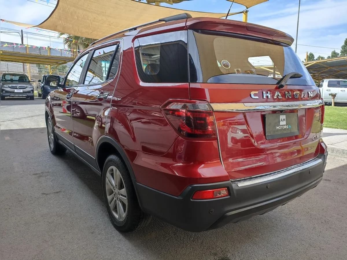2021 CHANGAN CX70 - Imagen 3