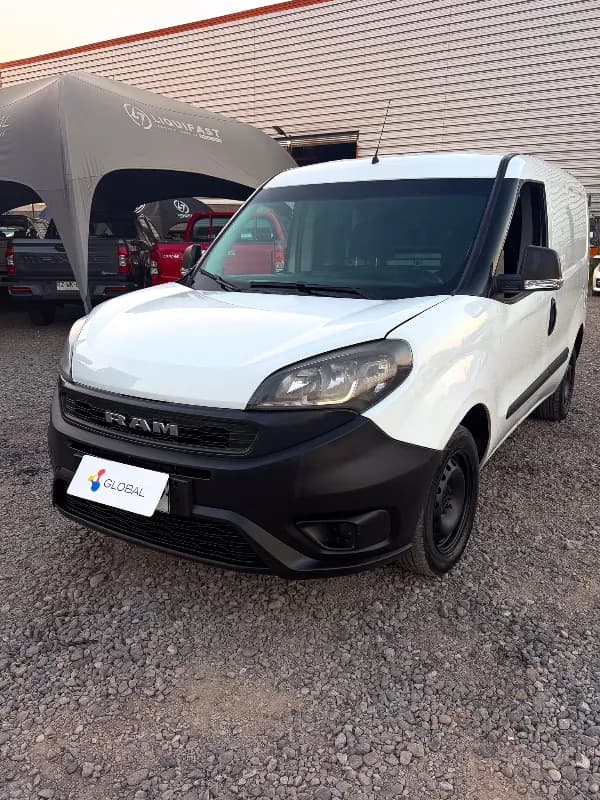 Ram Van 1000 2022 - Imagen 1