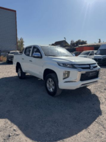 Mitsubishi L200 CR 2023 - Imagen 2