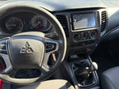 Mitsubishi L200 4x4 2022 - Imagen 4