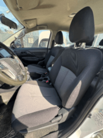Mitsubishi L200 CR 2023 - Imagen 8