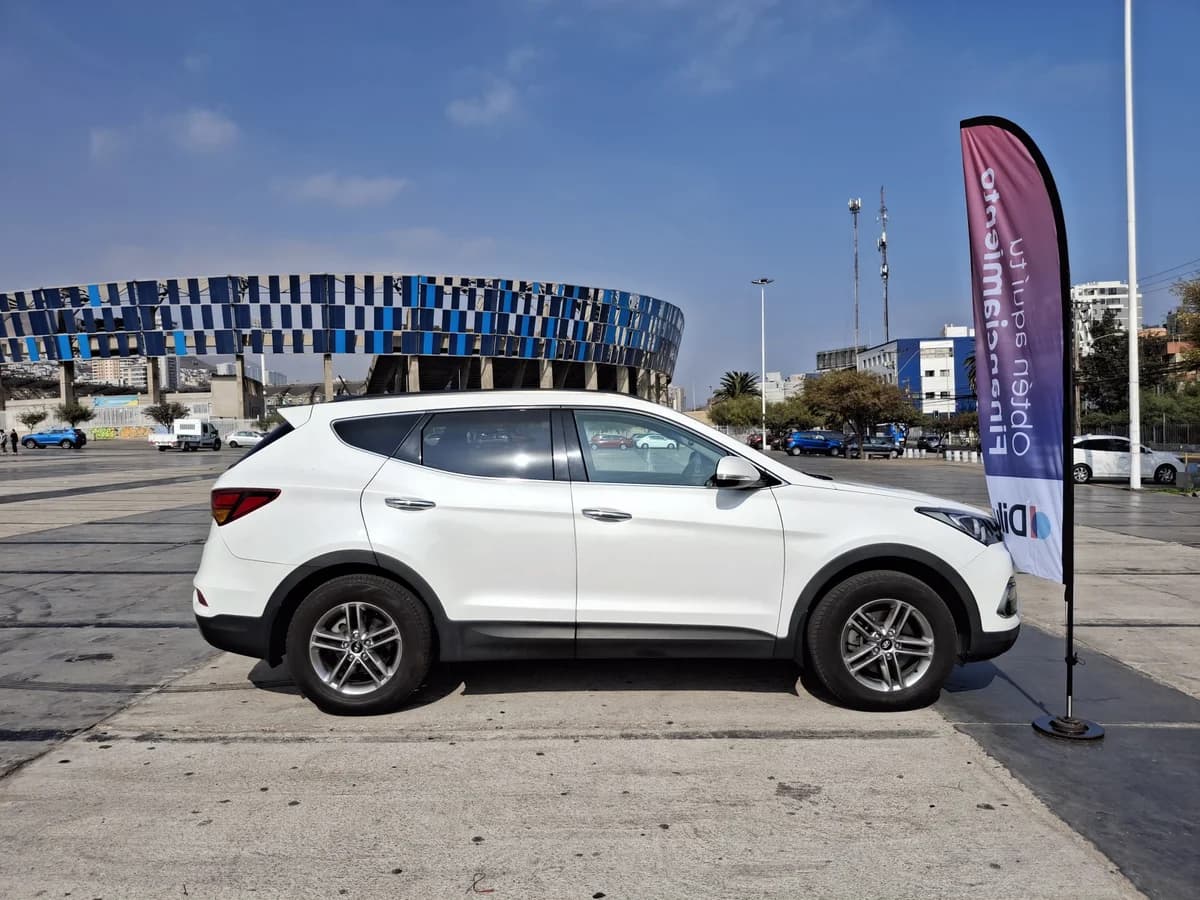 HYUNDAI Santa Fe 2018 - Imagen 4