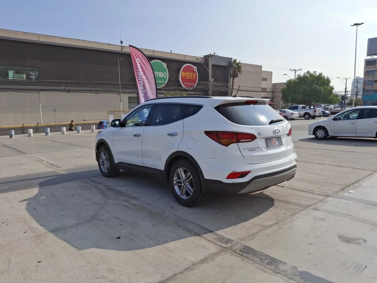 HYUNDAI Santa Fe 2018 - Imagen 6