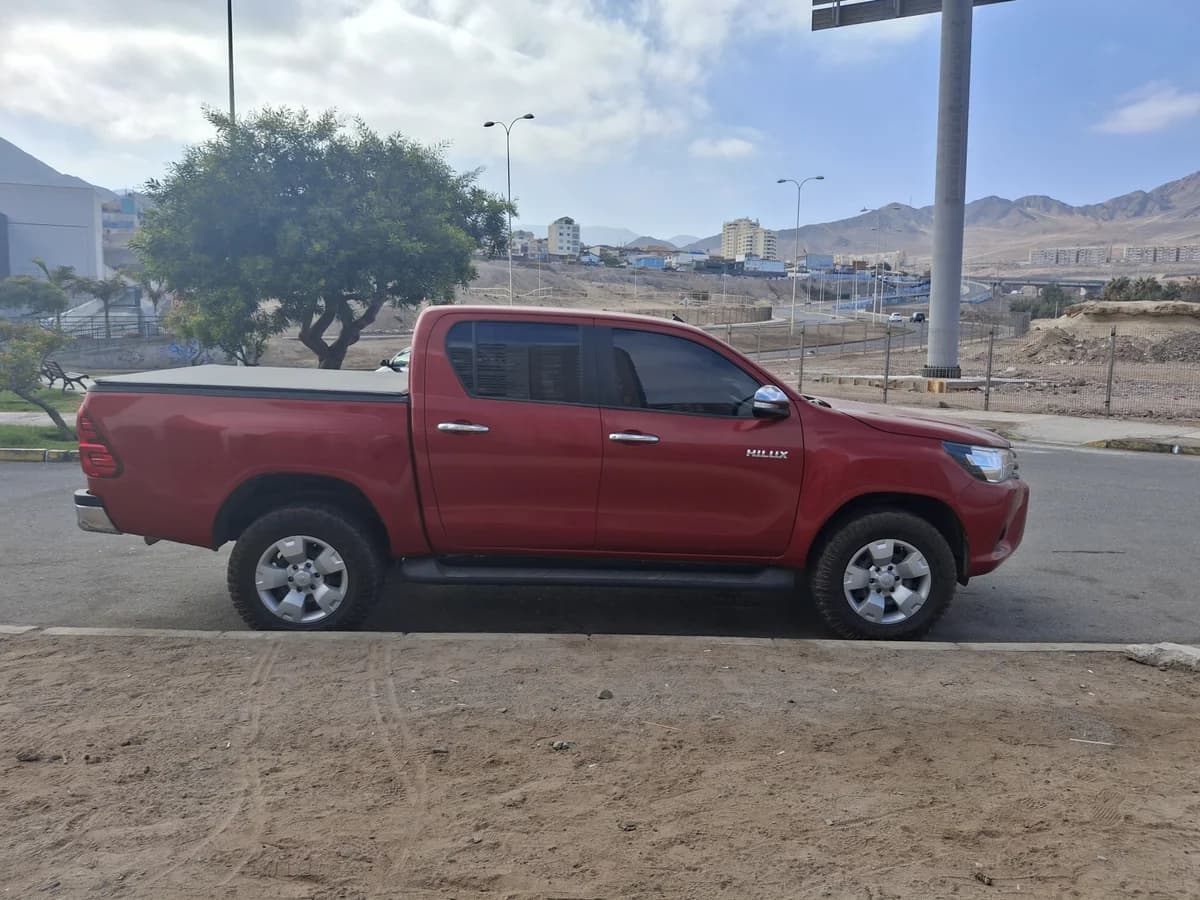 TOYOTA Hilux 2018 - Imagen 5