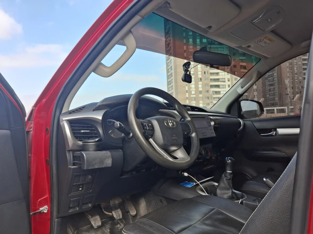 TOYOTA Hilux 2018 - Imagen 9