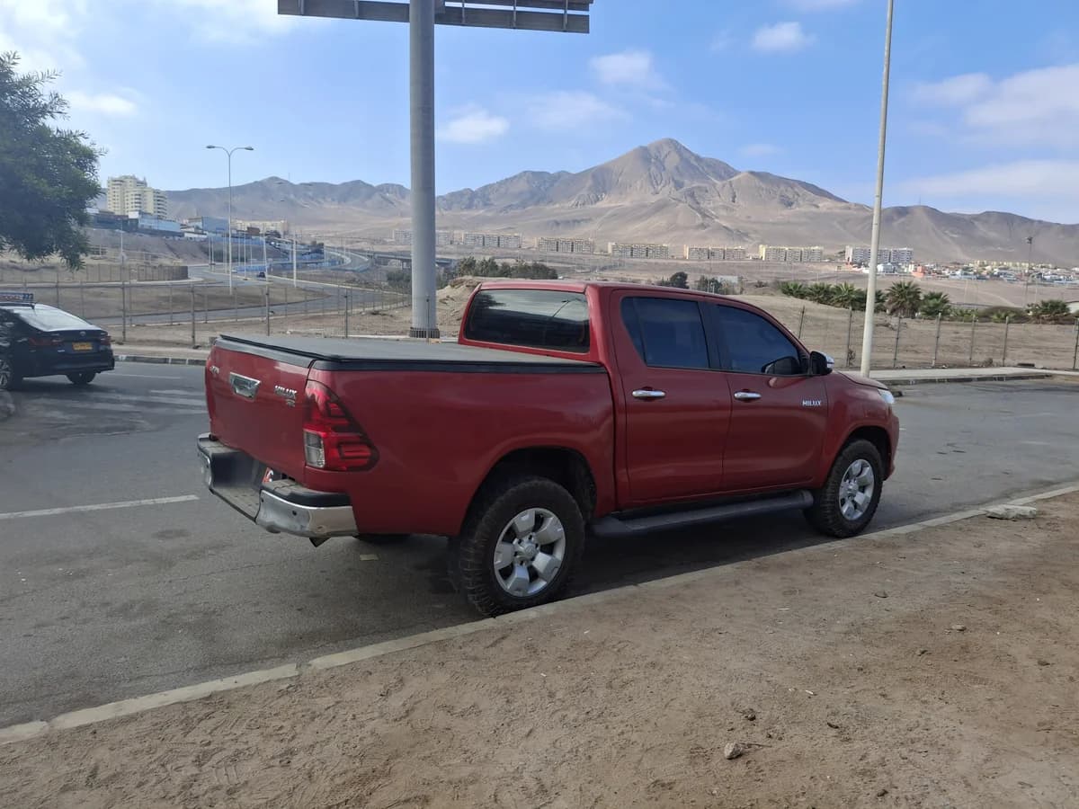 TOYOTA Hilux 2018 - Imagen 8