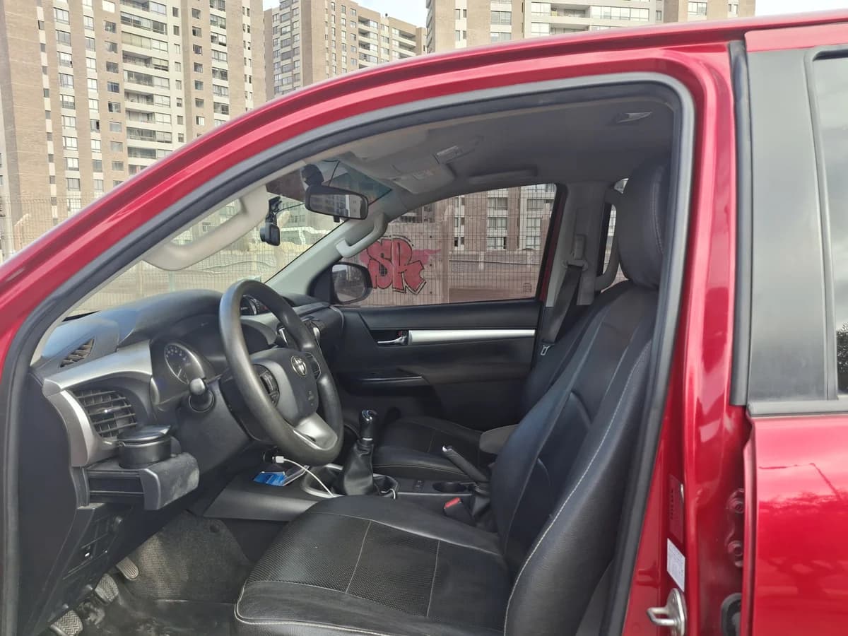 TOYOTA Hilux 2018 - Imagen 10