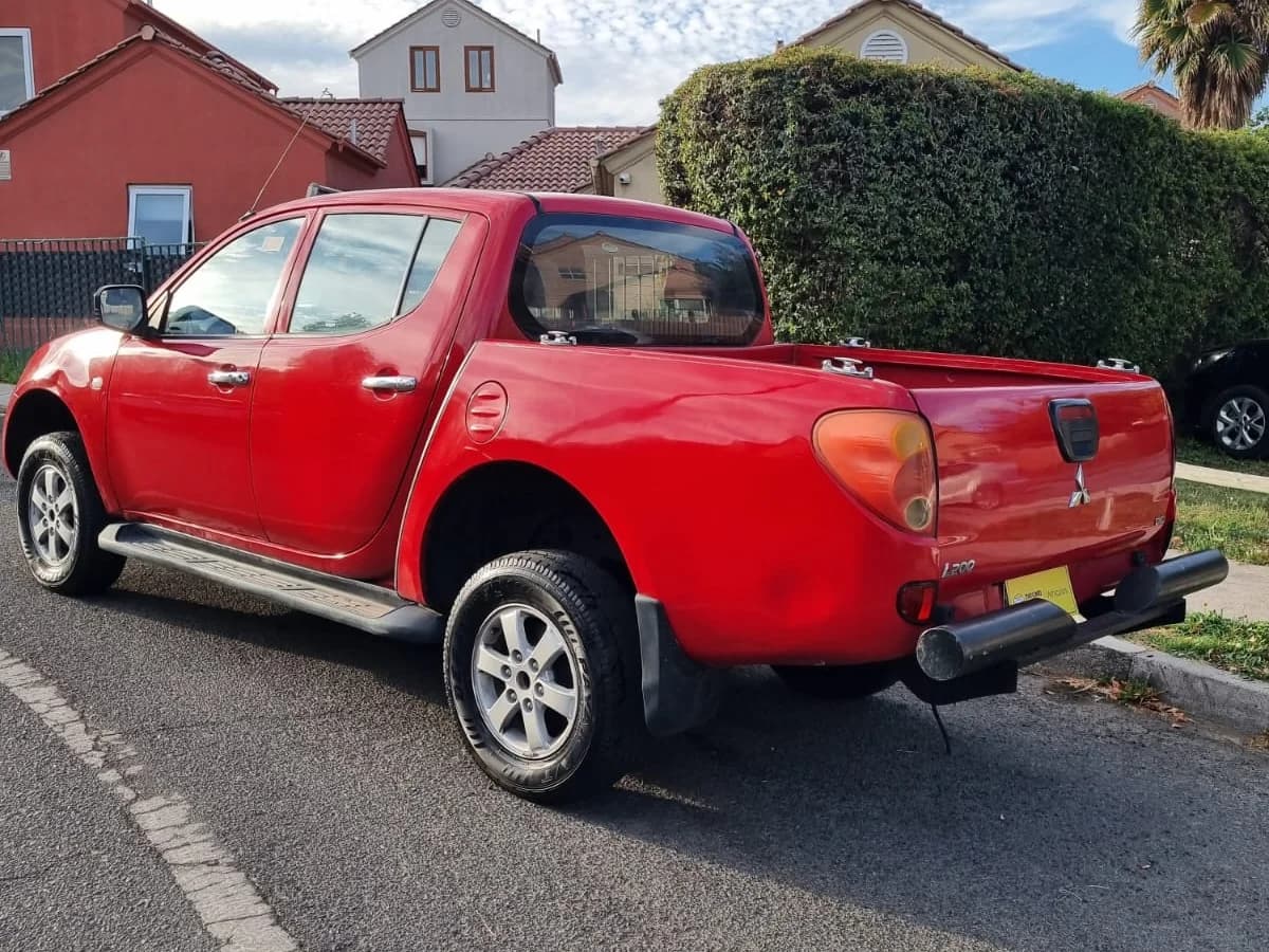 2015 MITSUBISHI L200 KATANA CR 2.5 - Imagen 4